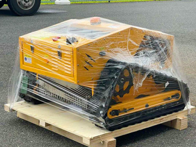 De terrenos planos a encostas, uma máquina lida com todos os desafios do relvado