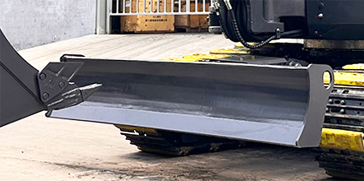 Escavadora de 6 toneladas para venda