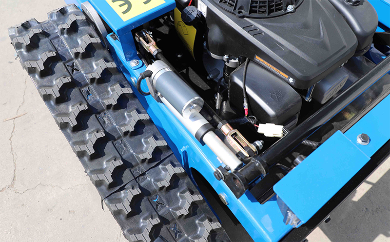 Corta-relva autopropelido.jpg