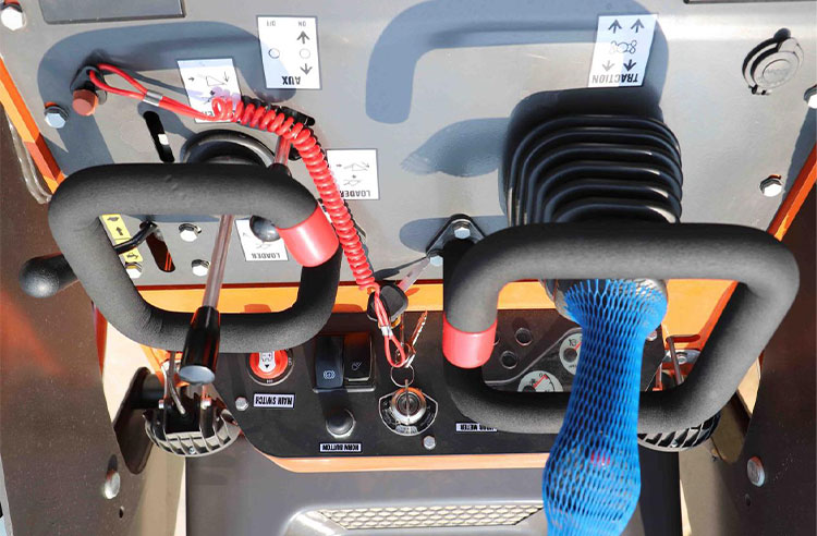 Leilão de mini carregadoras